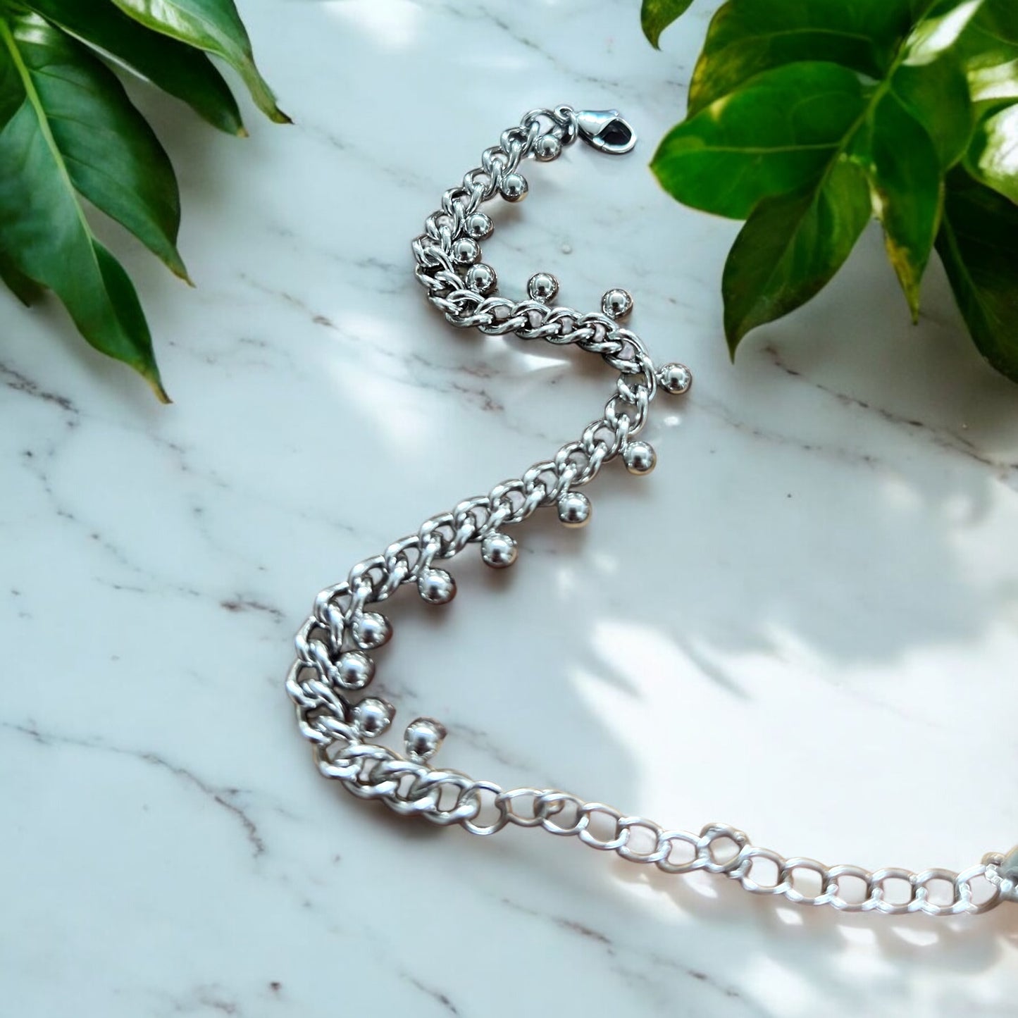 Zari Chain – Dotted Cuban Link Chain in Gold & Silver